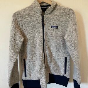 Patagonia Heathered Gray Fleece Pullover